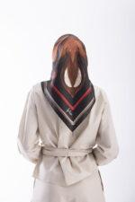 KEHRİBAR İPEK EŞARP - Görsel 5